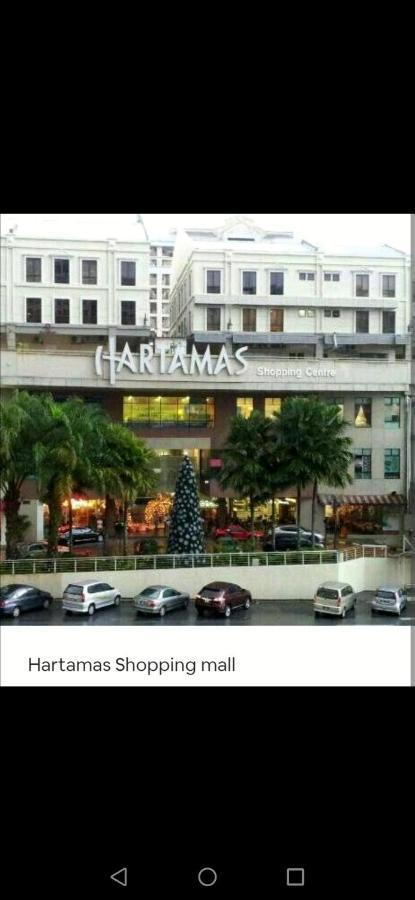 Corporate Hotel Suites At Hartamas / Mont Kiara Kuala Lumpur Esterno foto